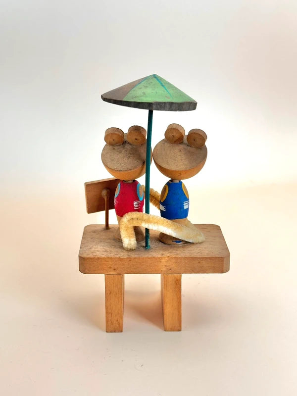 FT150 - Wooden omiyage craft from Kinosaki
