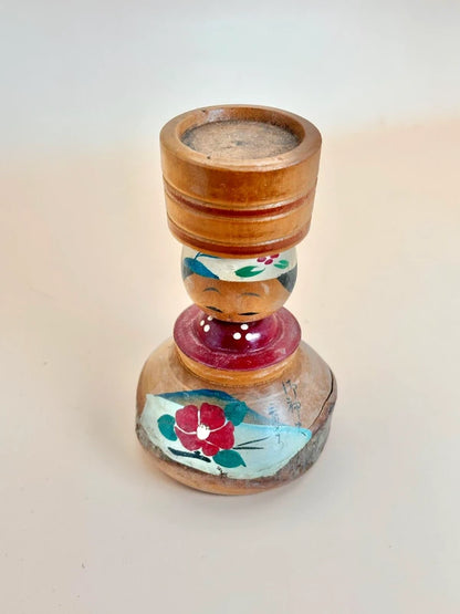 K10139 - Vintage Omiyage kokeshi doll