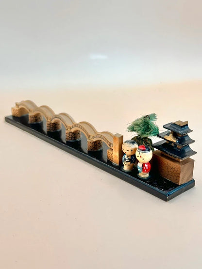 FT153 - Vintage omiyage kokeshi from Kintaikyō