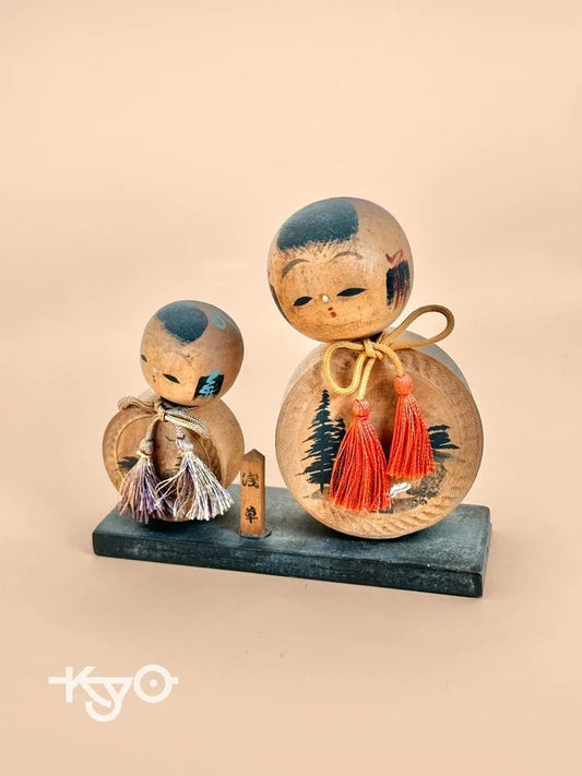 K10142 - Omiyage kokeshi from Asakusa Tokyo 淺草