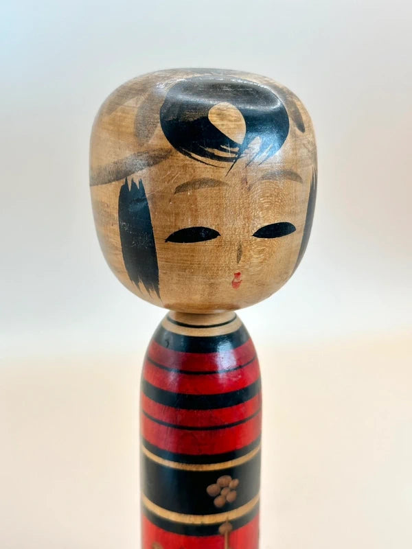 K18096 - Sosaku kokeshi made by Shiramine 白峯