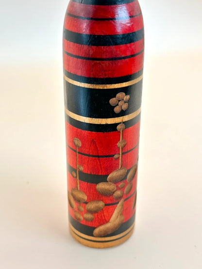K18096 - Sosaku kokeshi made by Shiramine 白峯