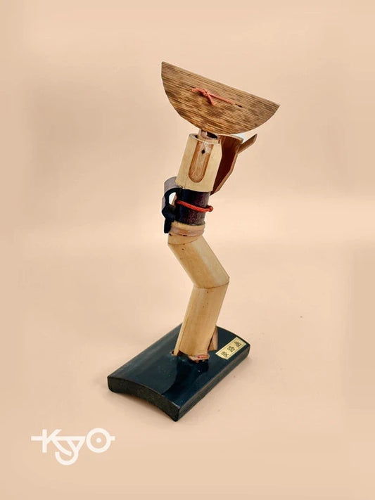 FT158 - Vintage omiyage takeningyō bamboo doll