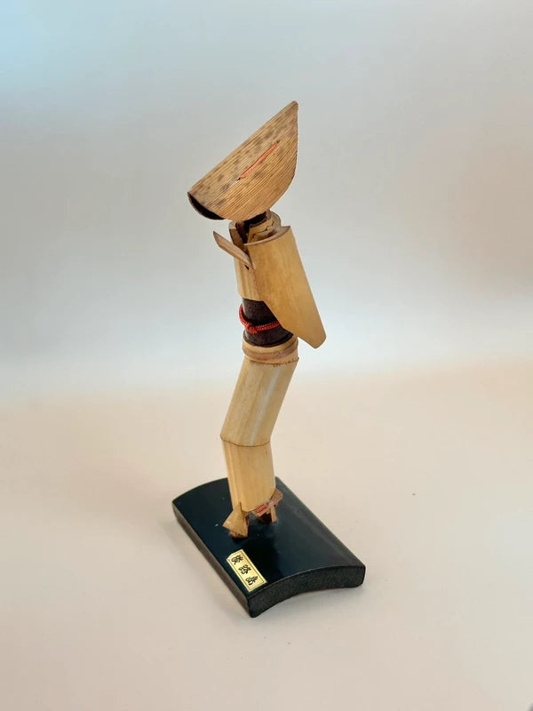 FT158 - Vintage omiyage takeningyō bamboo doll