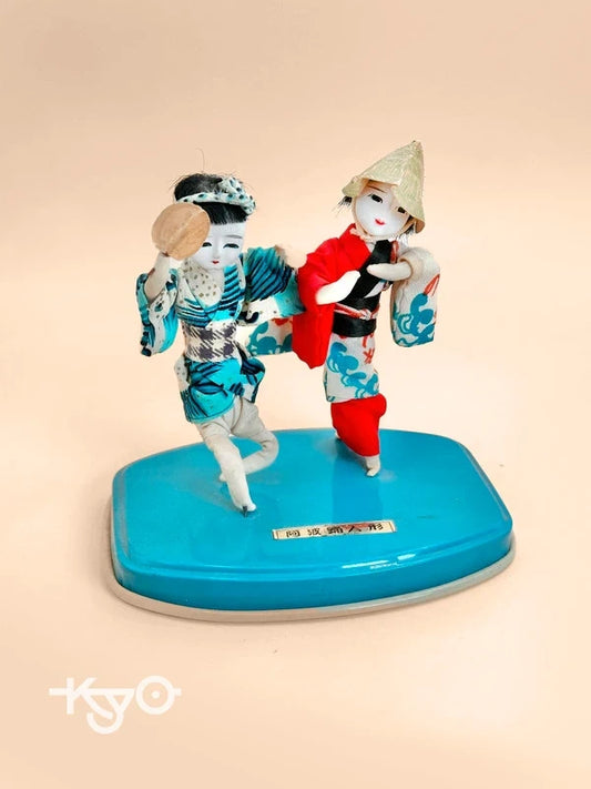 FT159 - Vintage Awa Odori Folk Doll Pair