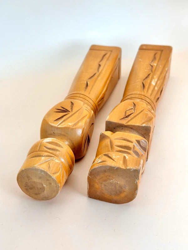 K25045 - Sosaku Ainu Kokeshi Pair – Lake Mashū 摩周湖