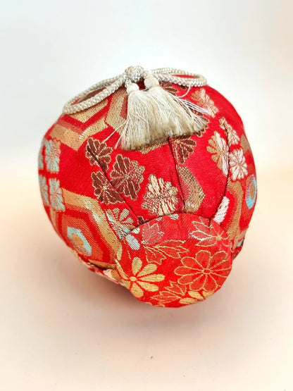 FT175 -  Folk toy Hime Daruma 姫だるま