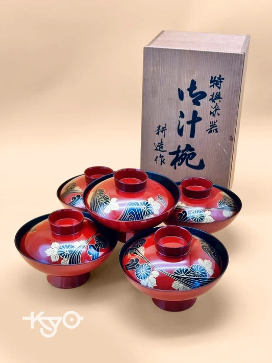 TB05 - Set of Aizu-nuri lacquerware