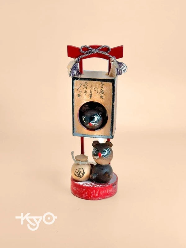 FT177 - Vintage omiyage toy Tanuki lantern