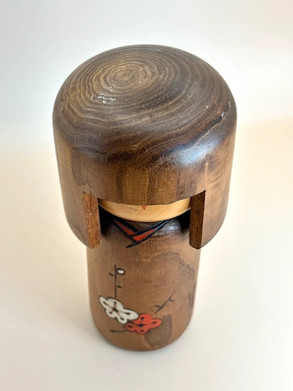 K18101 - Sosaku by Usaburō Okamoto 岡本卯三郎