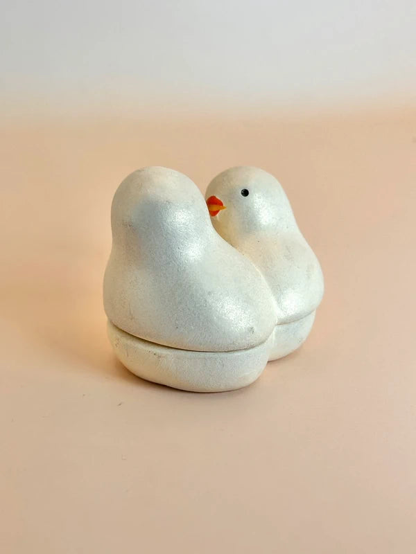 TB16 - Ceramic Little Chicken Incense Box