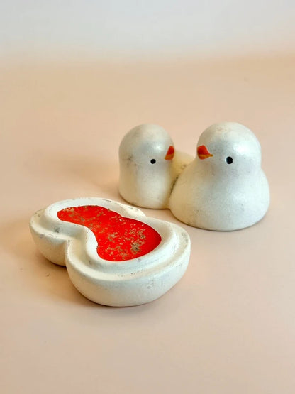 TB16 - Ceramic Little Chicken Incense Box