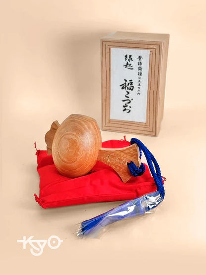 FT179 - Vintage Folk crafts of Lucky Mallet