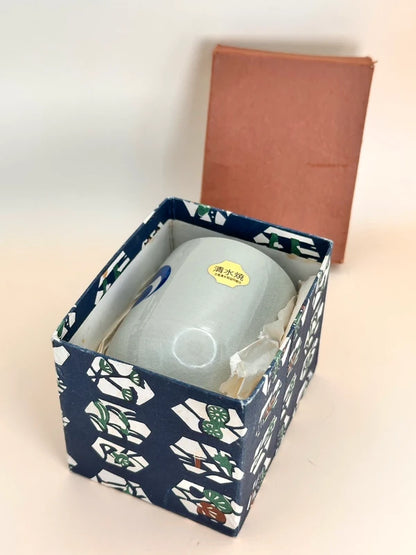 TB19 - Vintage Kiyomizu-yaki tea cup 清水焼
