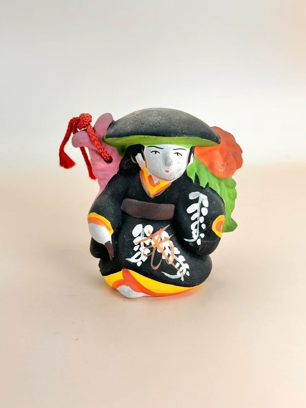CB058 - RARE Ōtsu-e Dorei clay bell of Fuji Musume