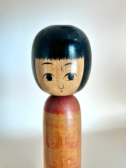 K25047 - Traditional Naruko kokeshi by Mamoru Izu 伊豆護