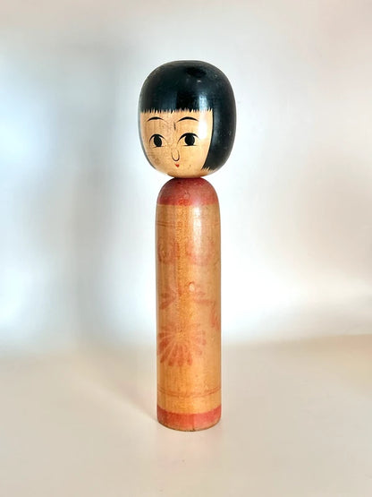 K25047 - Traditional Naruko kokeshi by Mamoru Izu 伊豆護