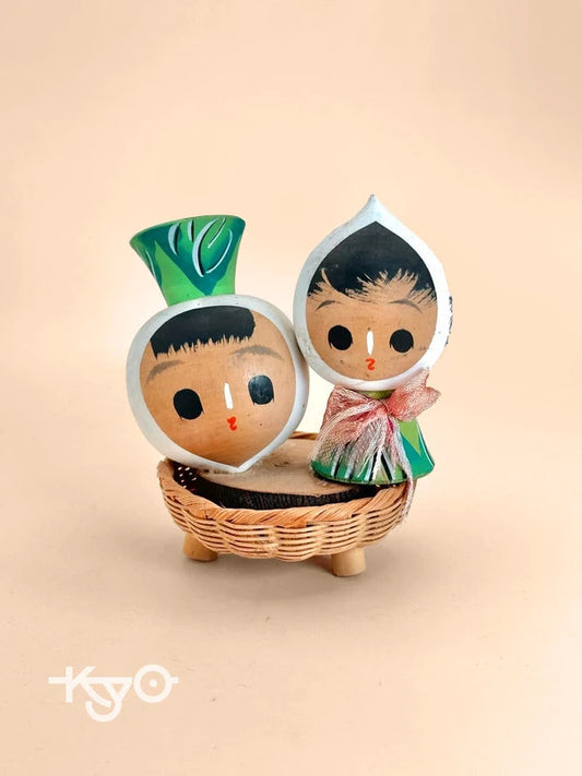K10132 - Omiyage Daikon kokeshi from Kagoshima