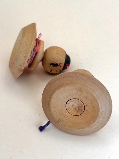K05038 - Naruko Onsen kokeshi doll 鳴子温泉