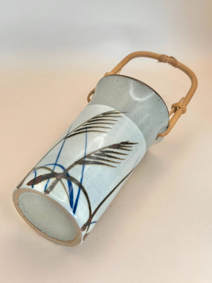 TB32 - Ceramic Vase bamboo handle by Tachikichi たち吉