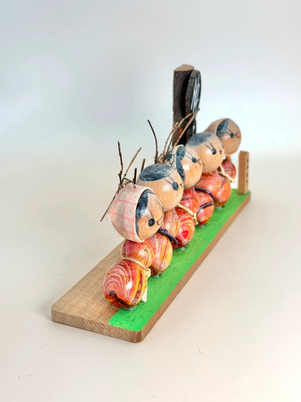K18107 - Omiyage Kokeshi Gourd Shaped