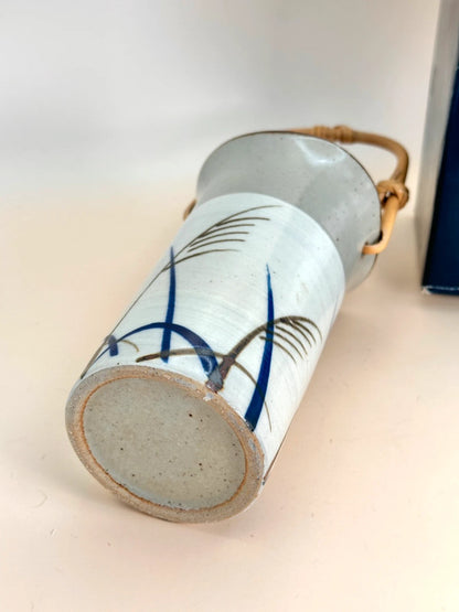 TB37 - Vintage Japan Ceramic Vase bamboo handle by Tachikichi たち吉