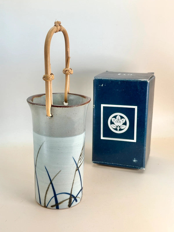 TB37 - Vintage Japan Ceramic Vase bamboo handle by Tachikichi たち吉