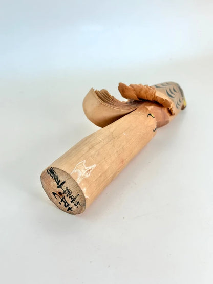 K15079 - Sasano Ittobori hawk wood carving 笹野一刀彫