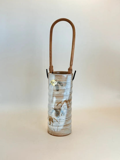 TB60 - Kiyomizu-yaki vase with Bamboo Handle 清水焼