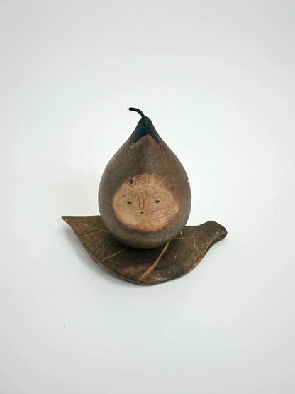Poupée omiyage aubergine vintage de Nasua
