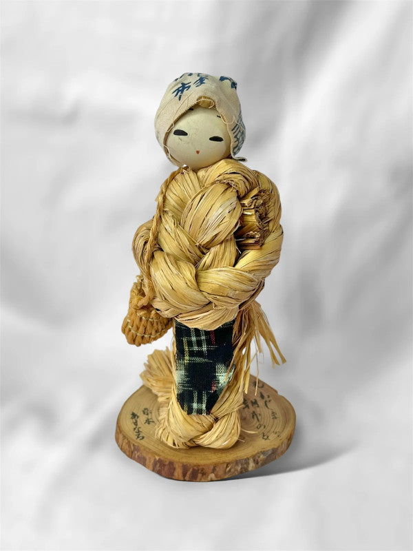 FT51 - Vintage Japanese straw doll kokeshi folk toy