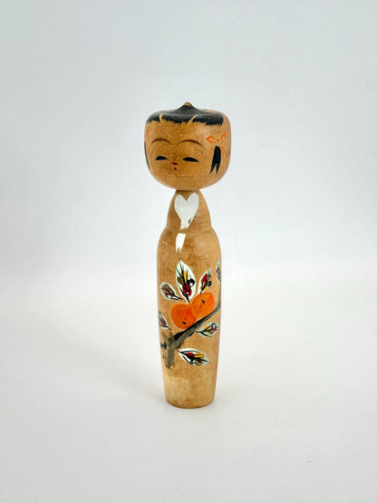 Poupée kokeshi vintage en kakis