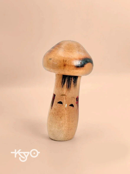 Poupée kokeshi champignon vintage