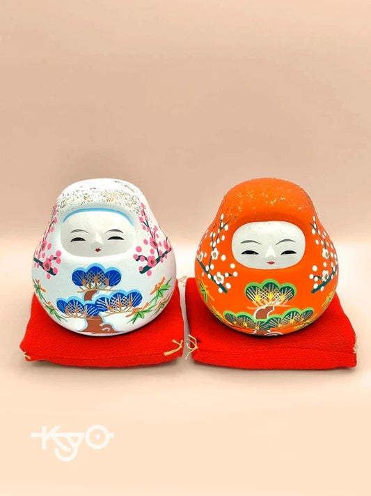 FT06 - Pair of Kaga Hachiman Okiagari Daruma dolls