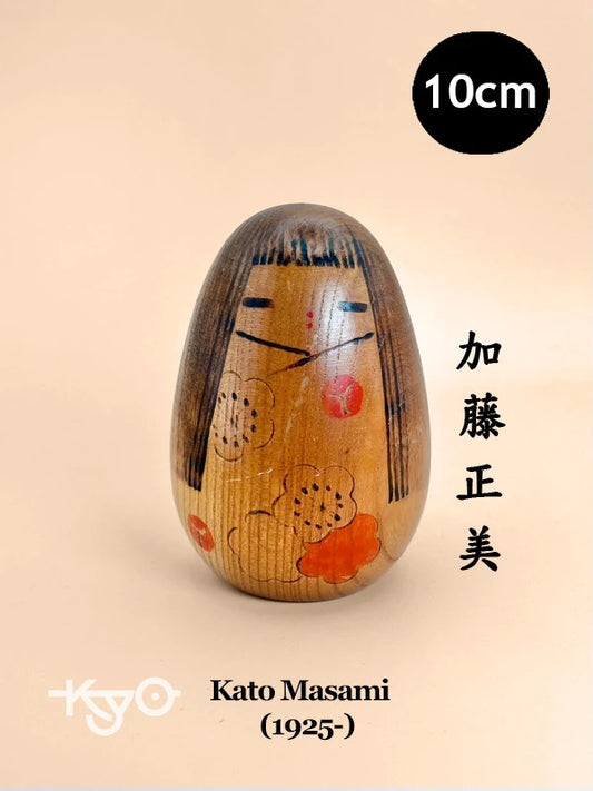 Sōsaku Kokeshi de Kato Masami