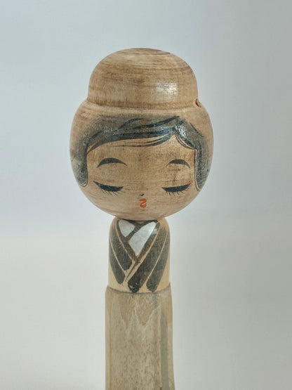 Poupée Kokeshi en bambou Sosaku