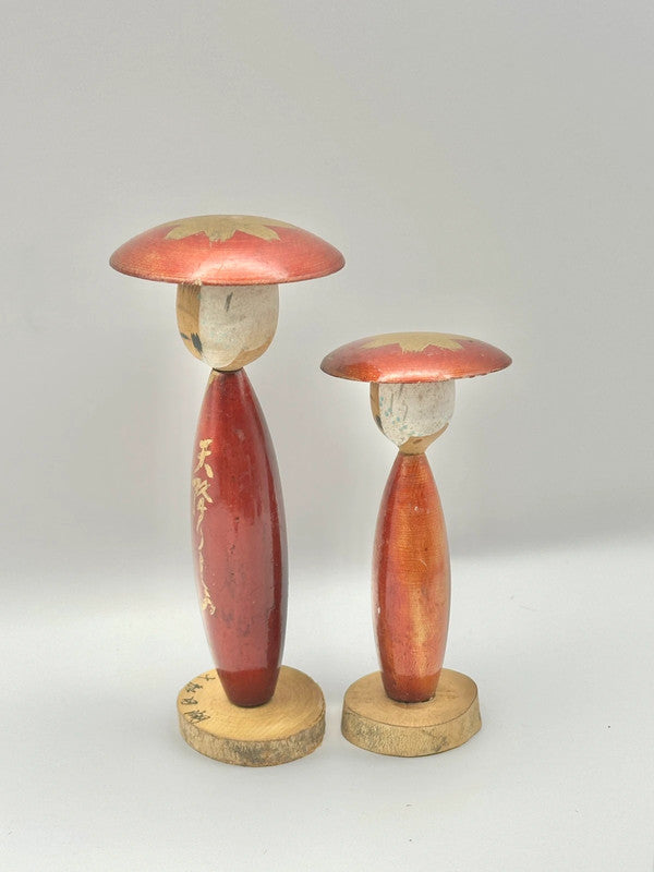 K15035 - One set of vintage kokeshi doll red