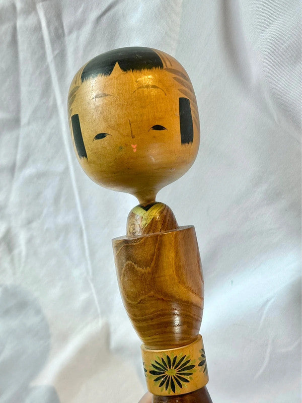 Kokeshi Sosaku de Sato Suigai