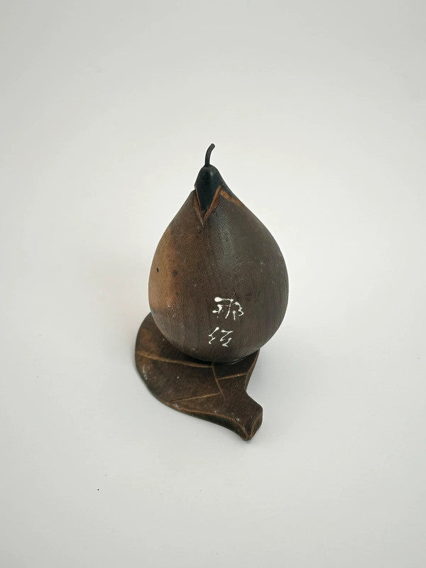 Poupée omiyage aubergine vintage de Nasua