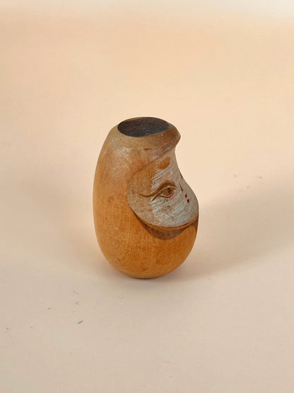 K05041 - Poupée Daruma en bois vintage
