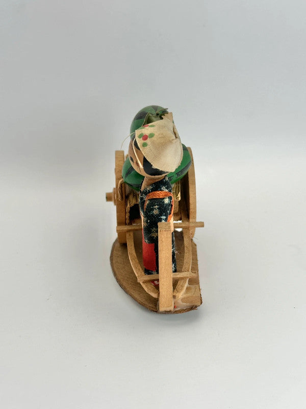 Poupée Omiyage japonaise vintage
