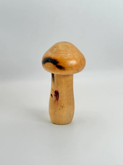 Poupée kokeshi champignon vintage