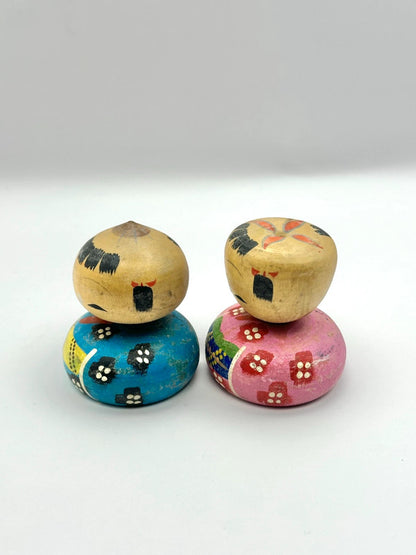 Poupées Kokeshi japonaises vintage en bois