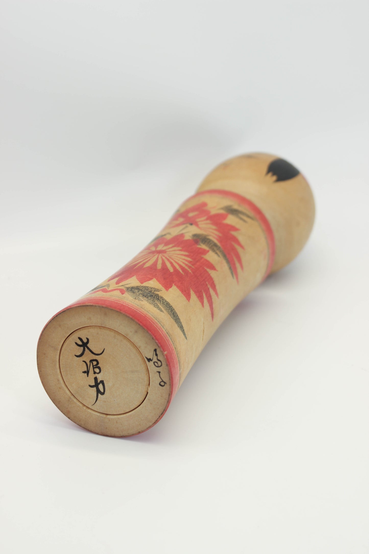 K25200 - Naruko Kokeshi by Chikara Onuma 大沼力