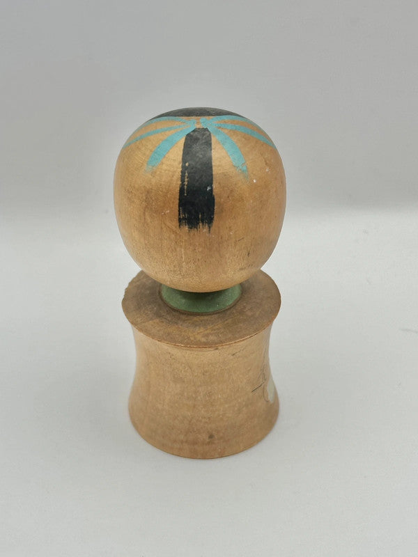 Poupée kokeshi souvenir Onsen Japon