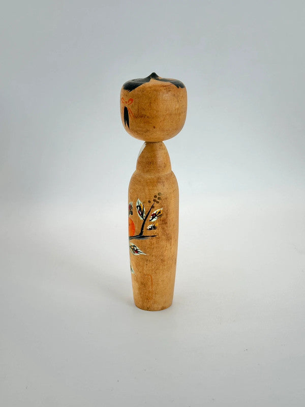 Poupée kokeshi vintage en kakis