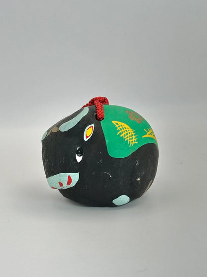 CB017 - Clay bell ornament Dorei Cow