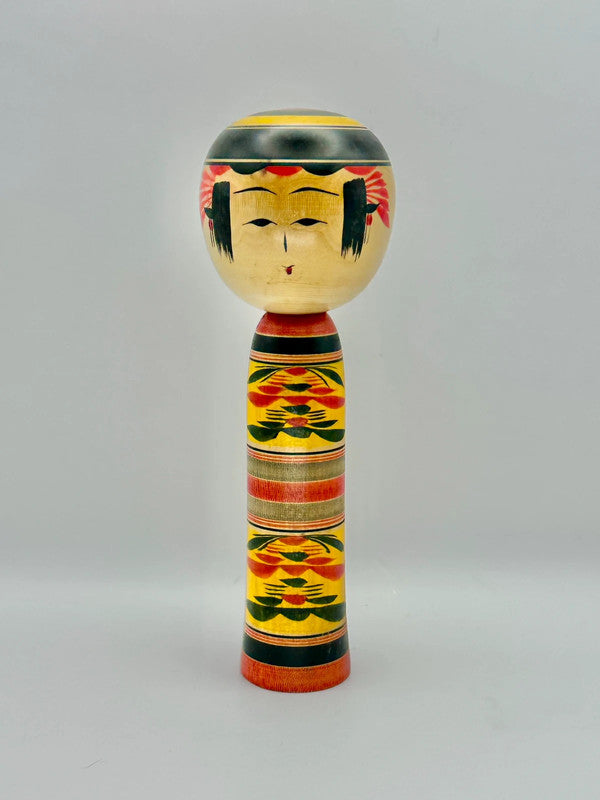 Kokeshi Yajiro traditionnel par Minao Sato