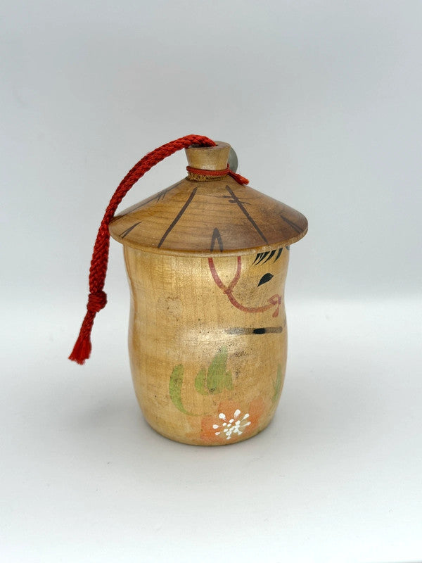 Petite boîte Kokeshi vintage avec cloche