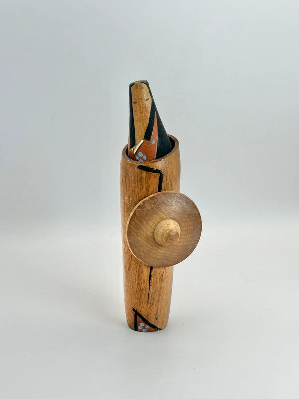 Sosaku Kokeshi « Voyager Incognito » de Kon Akira (Seiju)